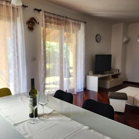 Apartment Fuer 4 Personen Ca 75 Qm In Porec, Istrien Istrische Riviera